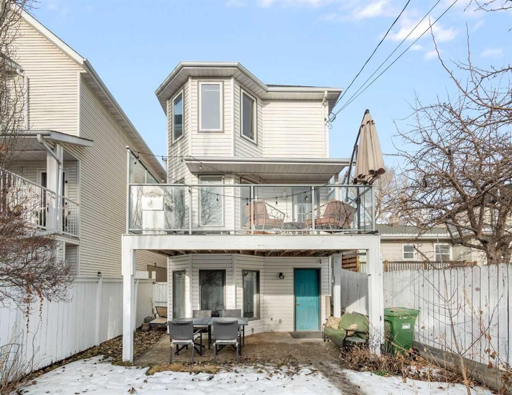 2213 31 Avenue SW, Calgary — photo 3 of 49