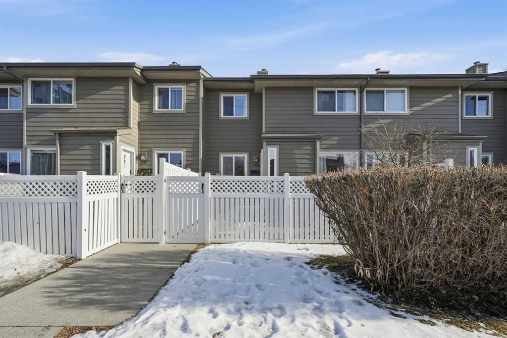 104, 15403 Deer Run Drive SE, Calgary — photo 2 of 29