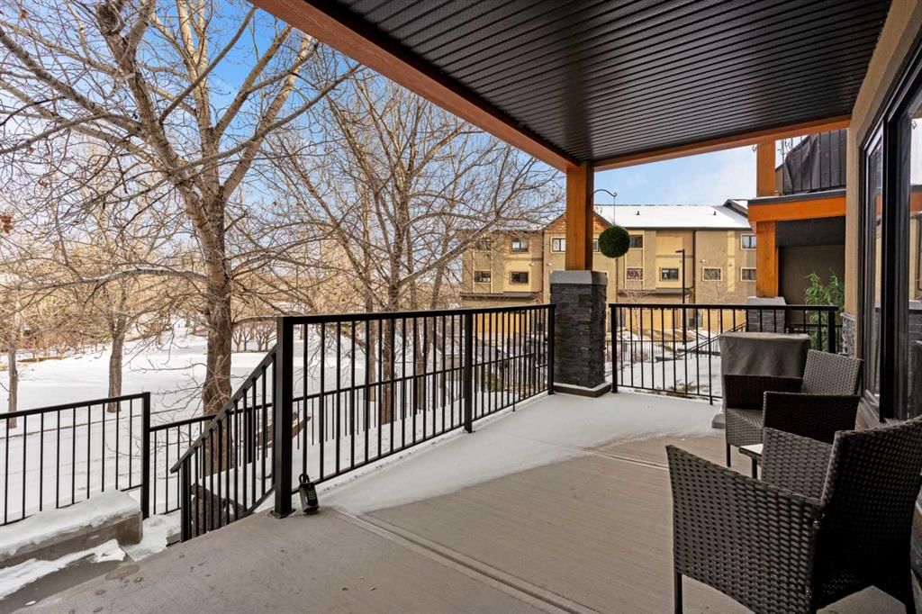 403 Valley Ridge Manor NW, Calgary — photo 4 of 45