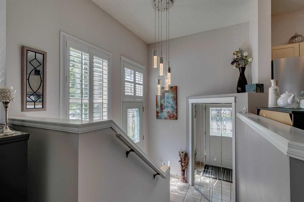271 Tuscany Valley Drive NW, Calgary — photo 4 of 42