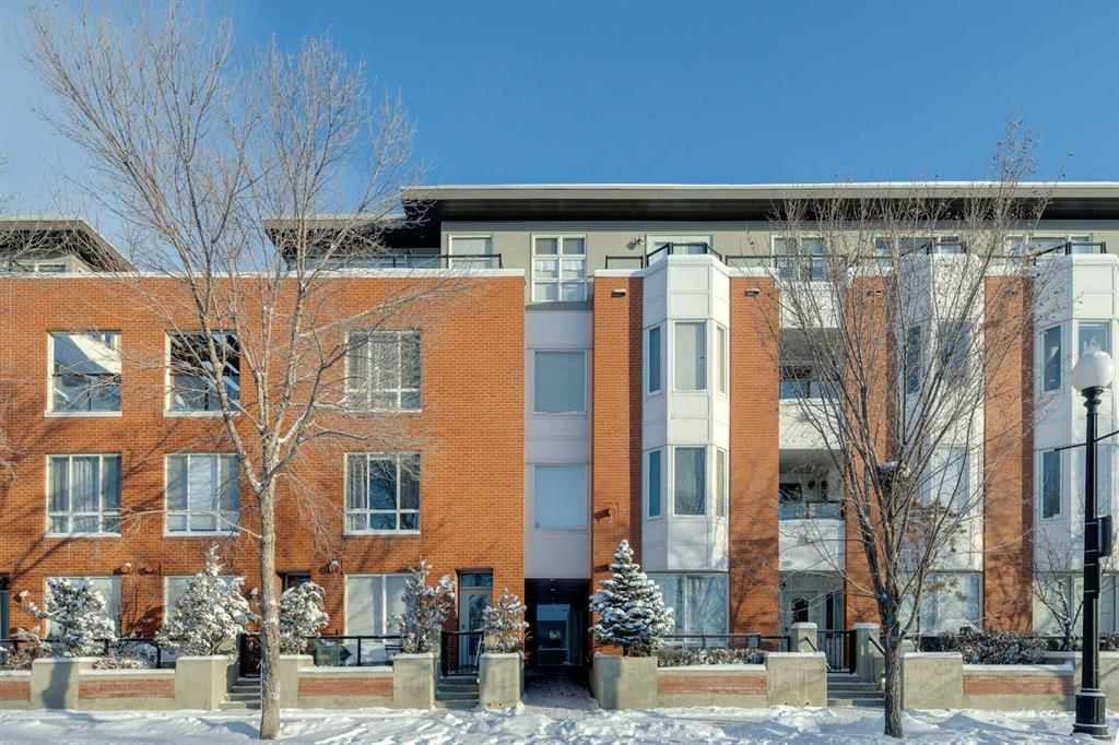 202, 880 Centre Avenue NE, Calgary — main listing photo