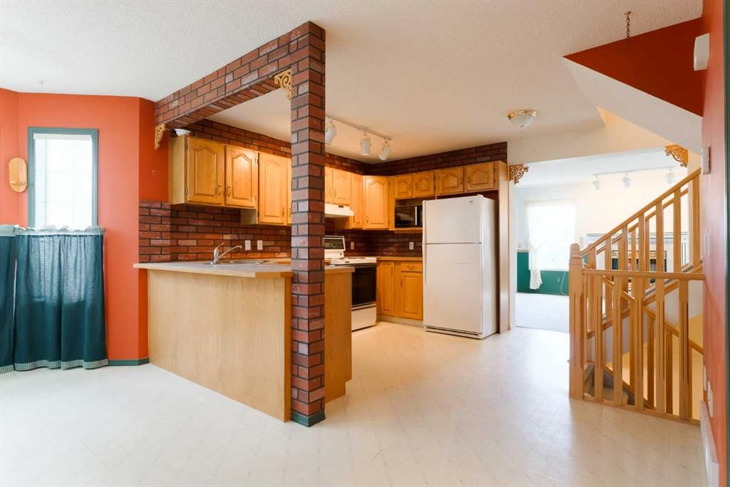 507 Citadel Terrace NW, Calgary — photo 2 of 50