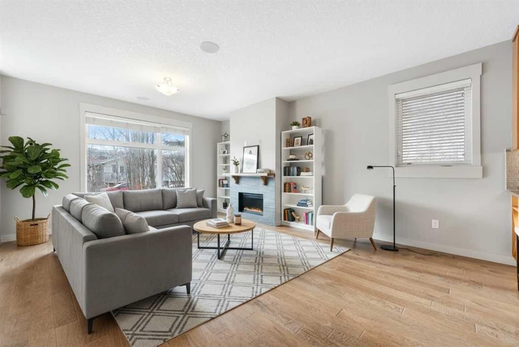 1, 4728 17 Avenue NW, Calgary — photo 5 of 35
