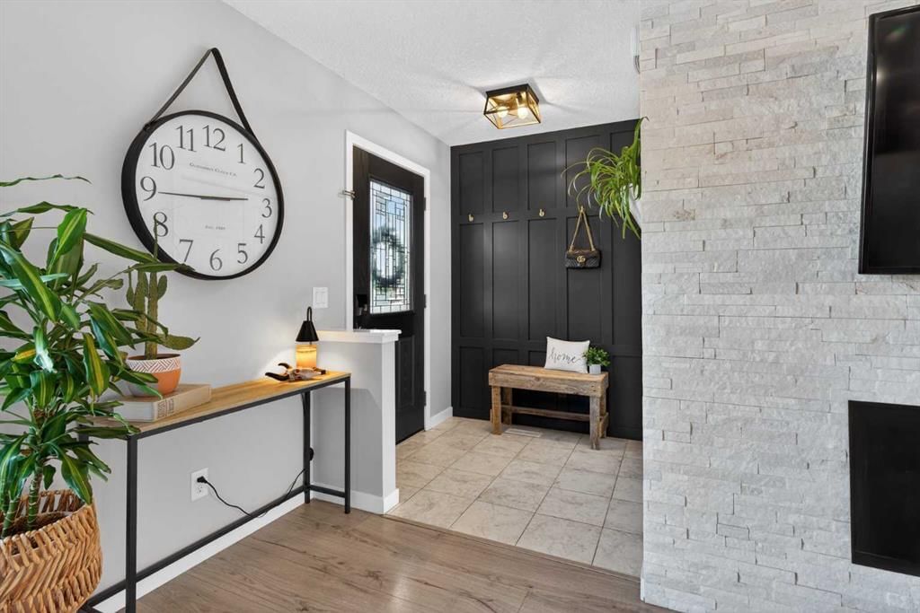 317 Legacy Boulevard SE, Calgary — photo 4 of 45