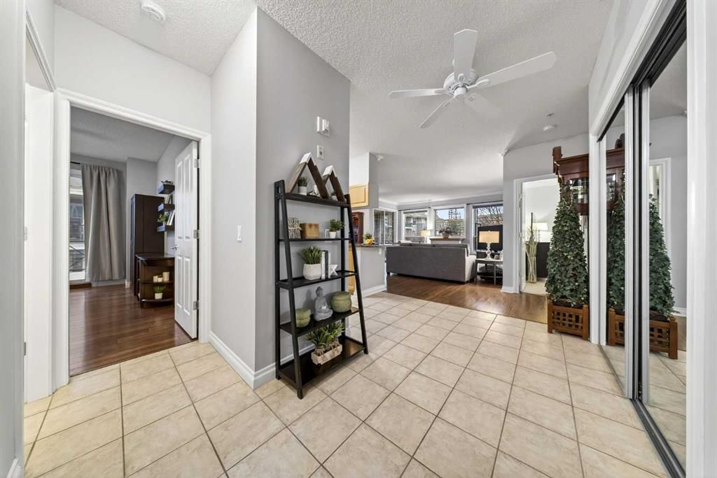 2127, 1010 Arbour Lake Road NW, Calgary — photo 5 of 43