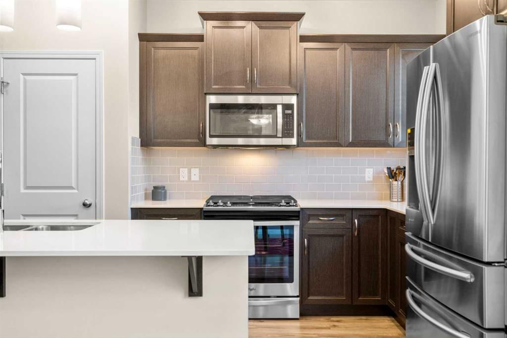50 Legacy Glen Common SE, Calgary — photo 2 of 45