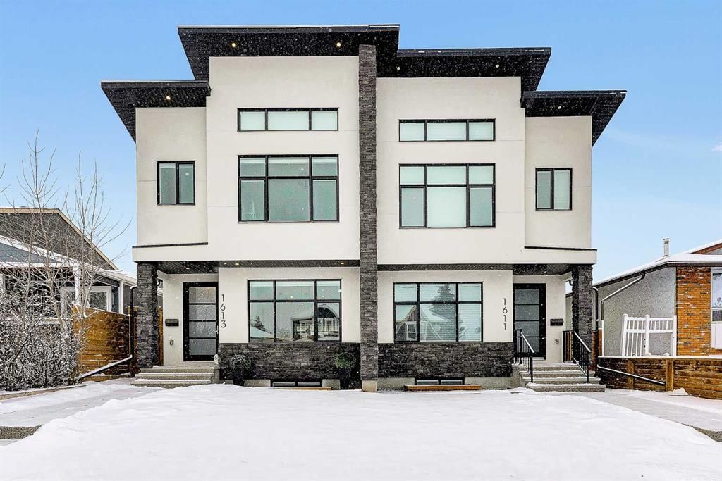 1613 40 Street SW, Calgary — main listing photo