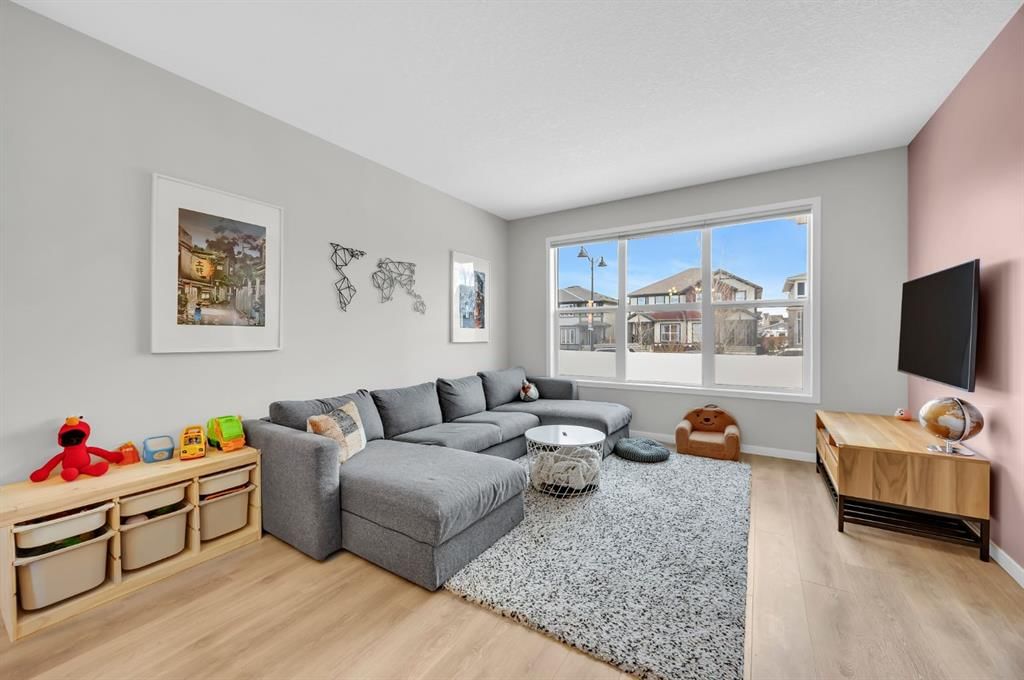 954 Mahogany Boulevard SE, Calgary — photo 4 of 18