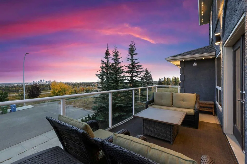 5619 Coach Hill Road SW, Calgary — photo 5 of 50