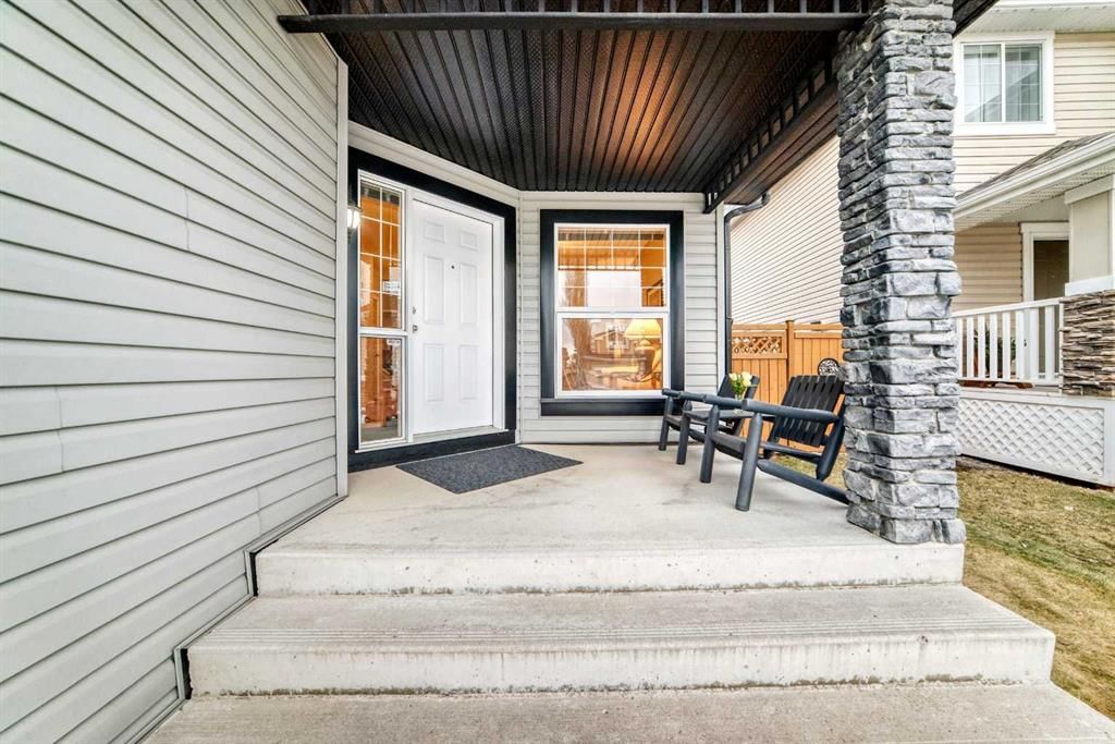11931 Valley Ridge Drive NW, Calgary — photo 4 of 36