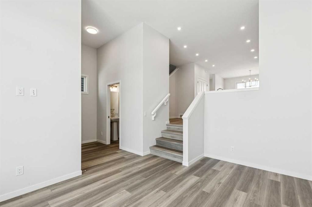 335 Herron Landing NE, Calgary — photo 4 of 30