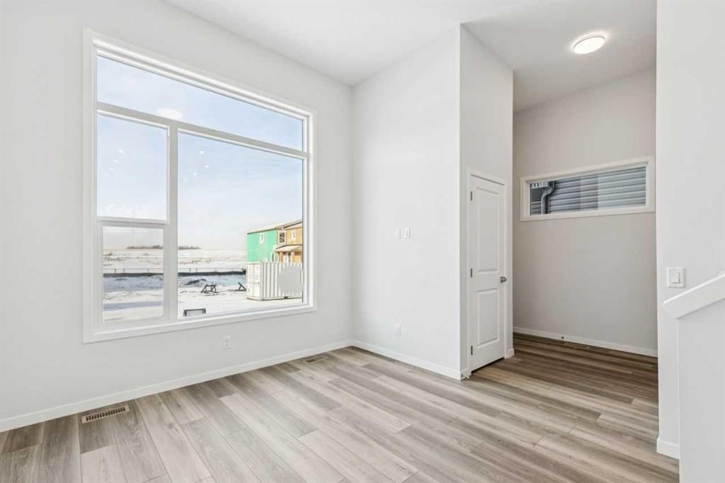 335 Herron Landing NE, Calgary — photo 5 of 30