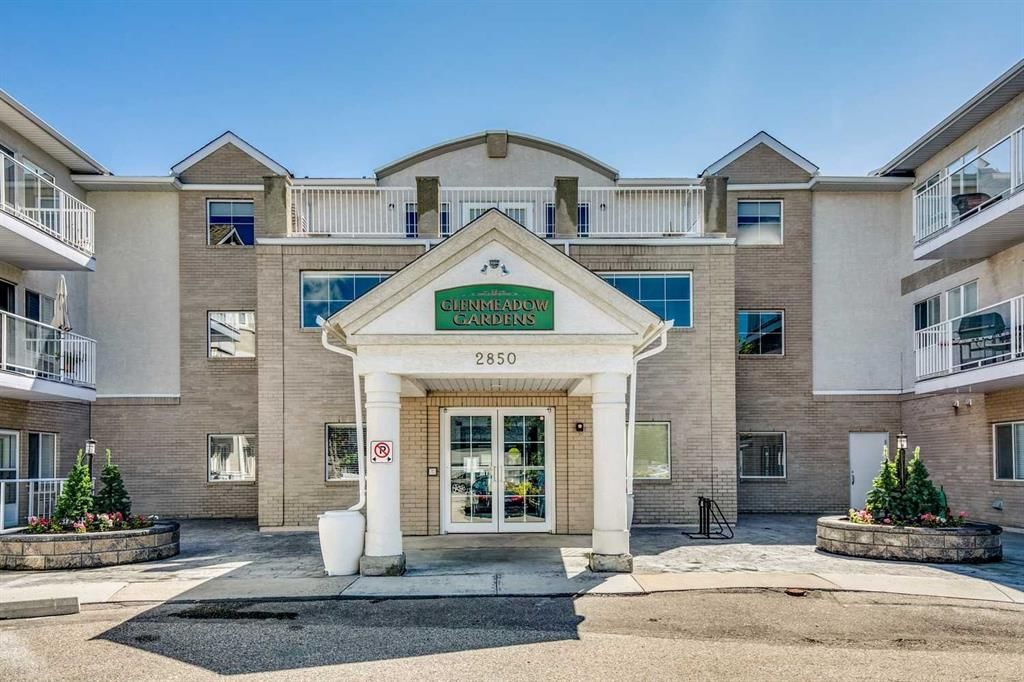 112, 2850 51 Street SW, Calgary — main listing photo