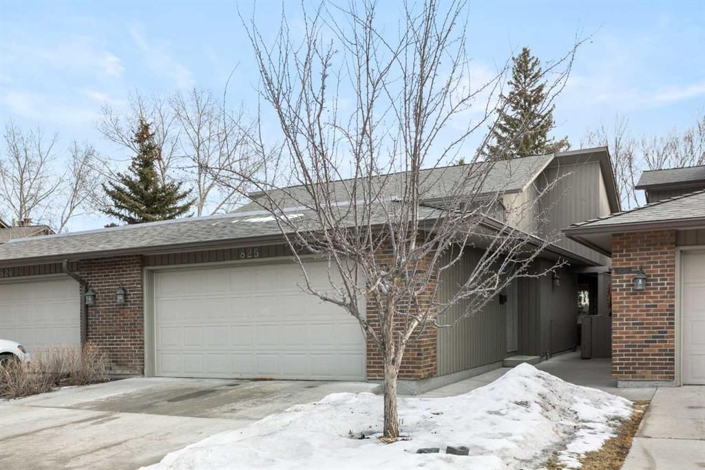 825, 860 Midridge Drive SE, Calgary — main listing photo