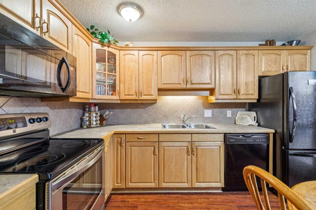 119 Whiteridge Place NE, Calgary — photo 5 of 27