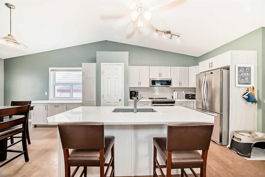 26 Copperfield View SE, Calgary — photo 5 of 50