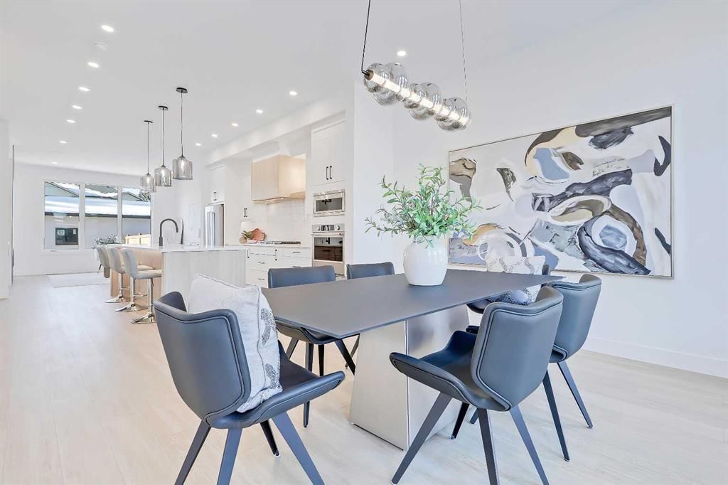 4605 80 Street NW, Calgary — photo 2 of 50