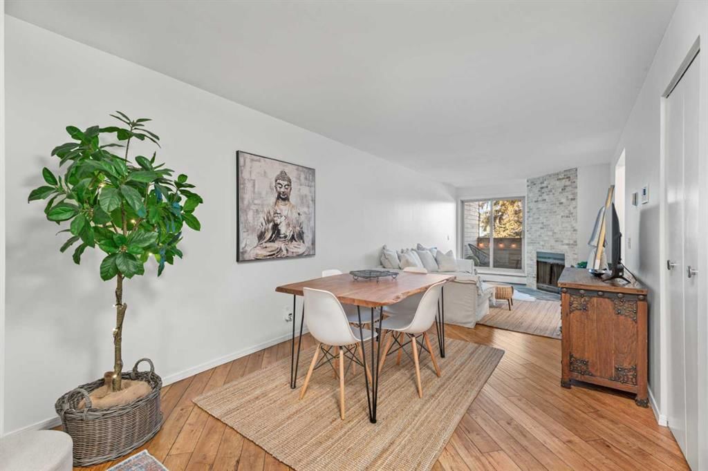 207, 2218 30 Street SW, Calgary — photo 3 of 17