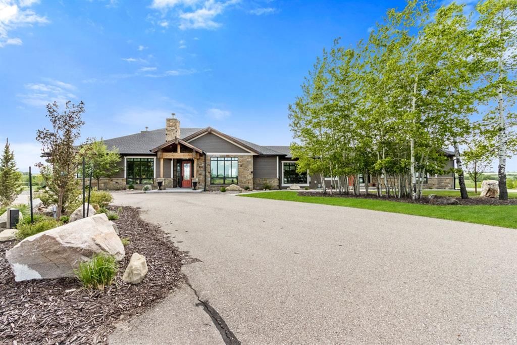 285065 Symons Valley Road, Rural Rocky View County — main listing photo