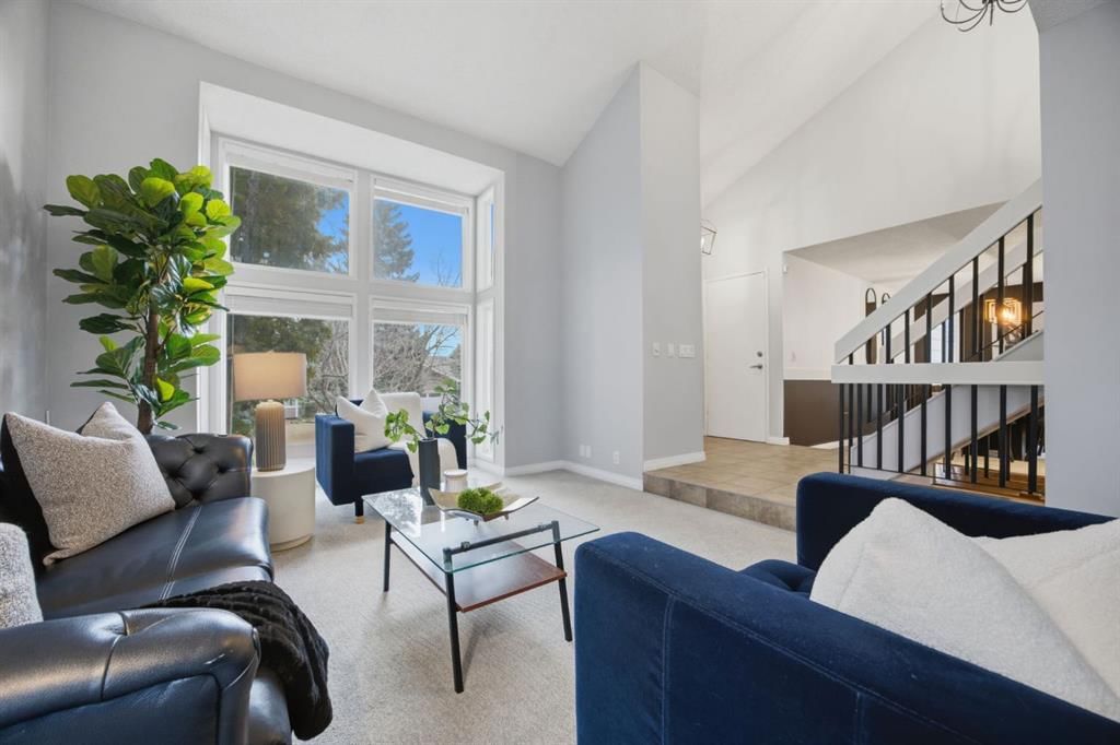 3 Stranraer Place SW, Calgary — photo 3 of 50