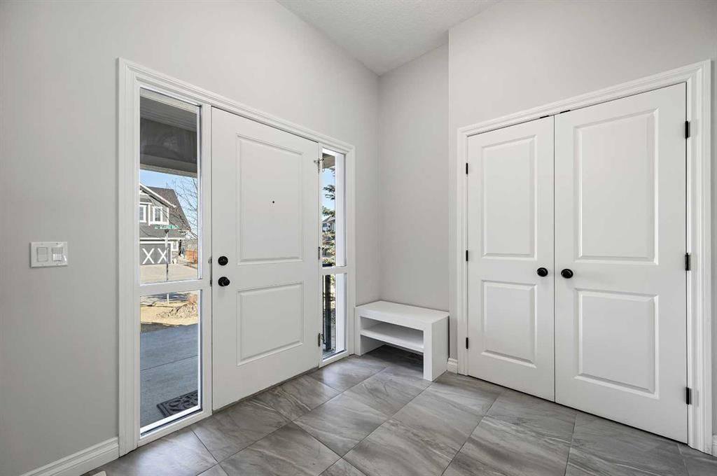 193 Evansridge View NW, Calgary — photo 4 of 48