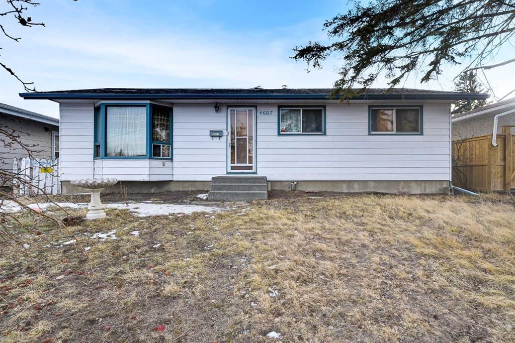 4607 4 Avenue SE, Calgary — main listing photo