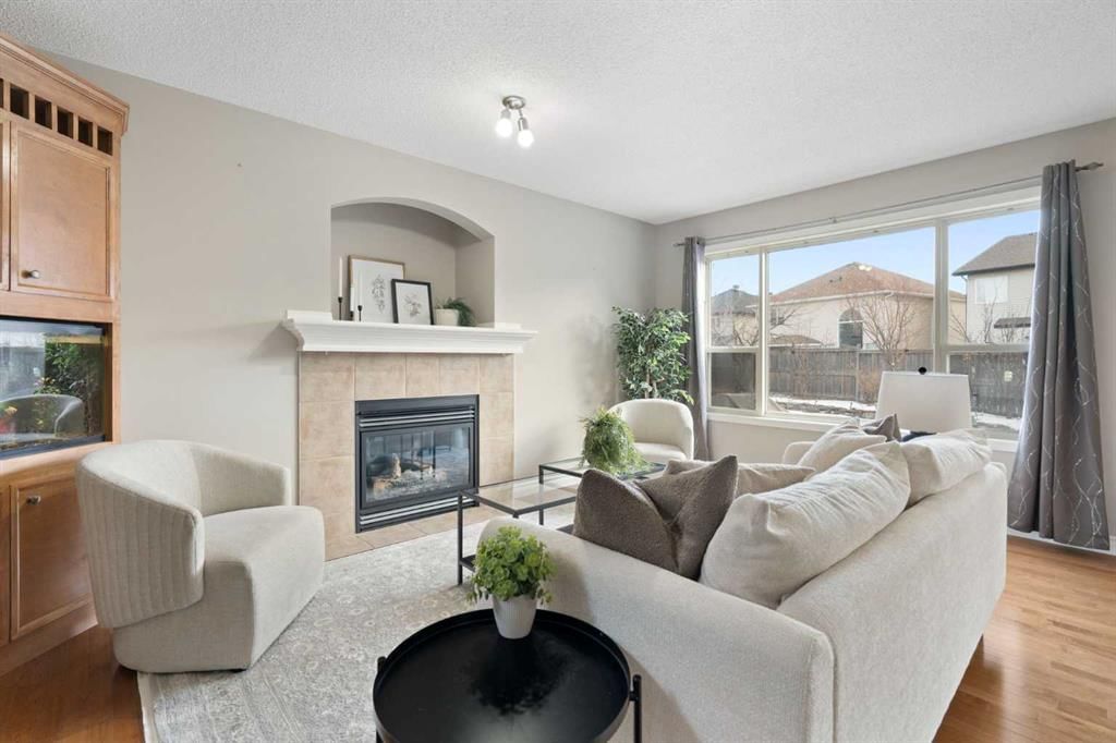 250 Royal Birch Mews NW, Calgary — photo 4 of 50