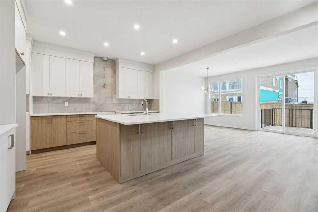 107 Annette Rise NW, Calgary — photo 5 of 42