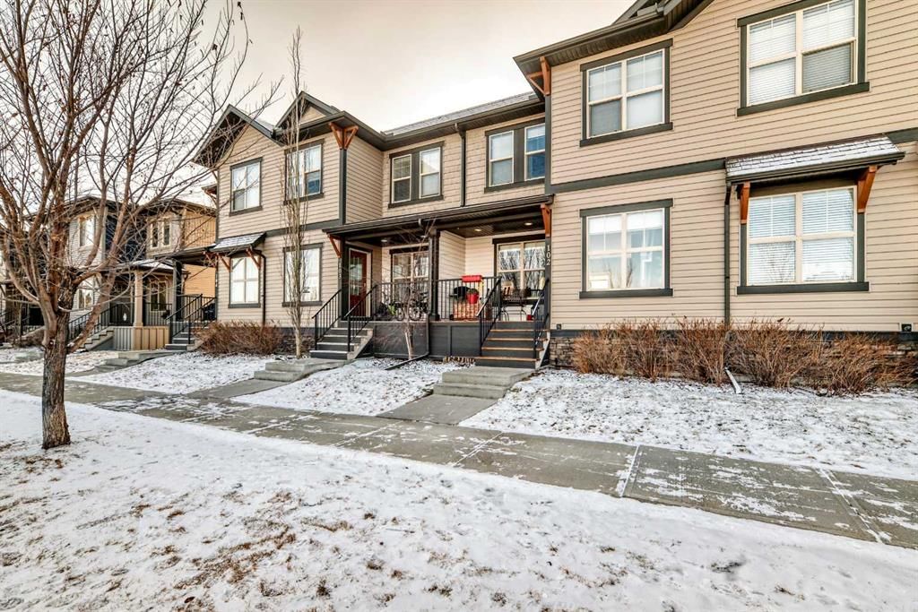 102, 32 Horseshoe Crescent, Cochrane — photo 2 of 20