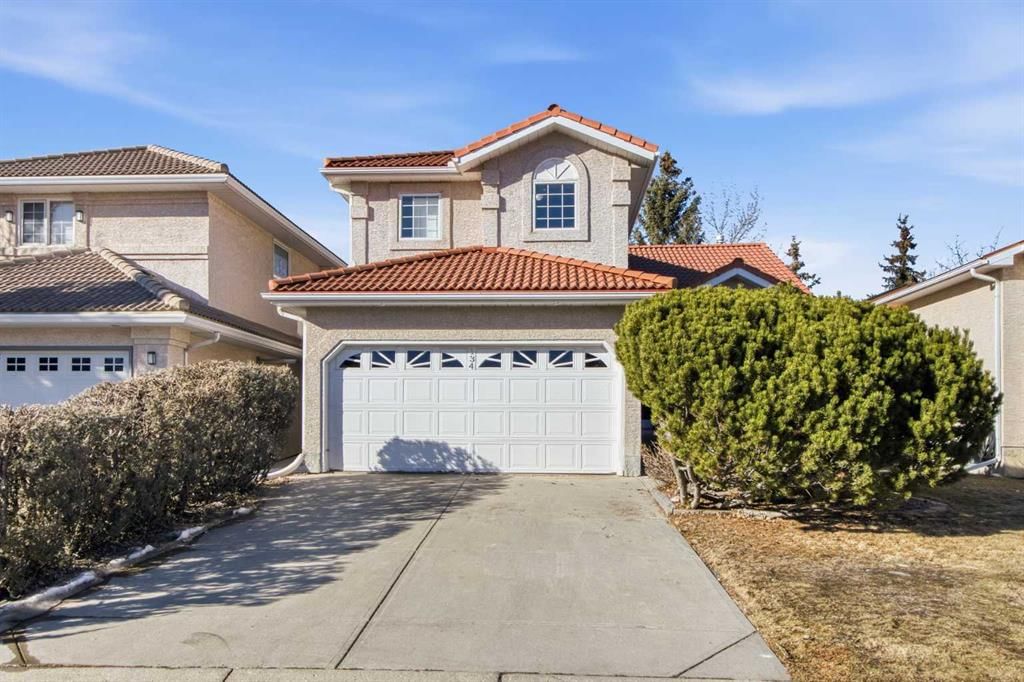 134 Hamptons Heath NW, Calgary — main listing photo
