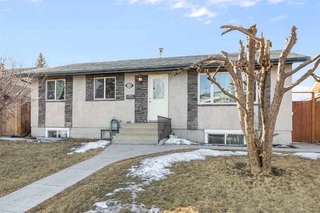 6124 Maddock Drive NE, Calgary — photo 2 of 47