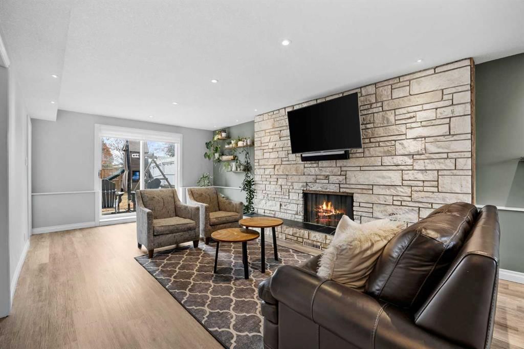 123 Sackville Drive SW, Calgary — photo 5 of 40