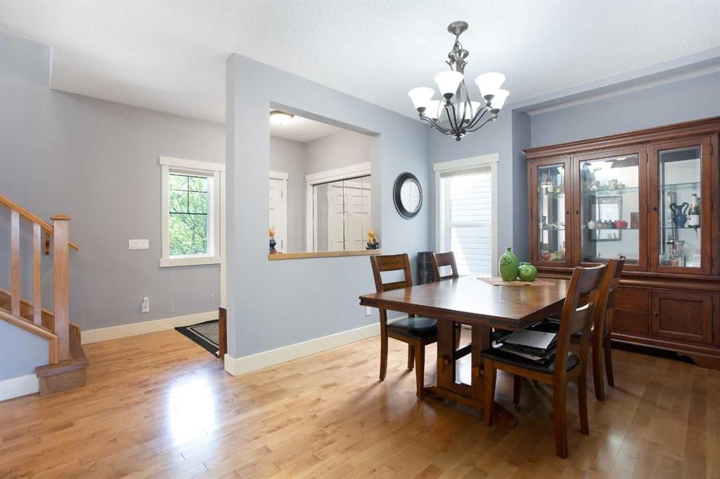 62 Panamount Road NW, Calgary — photo 4 of 35