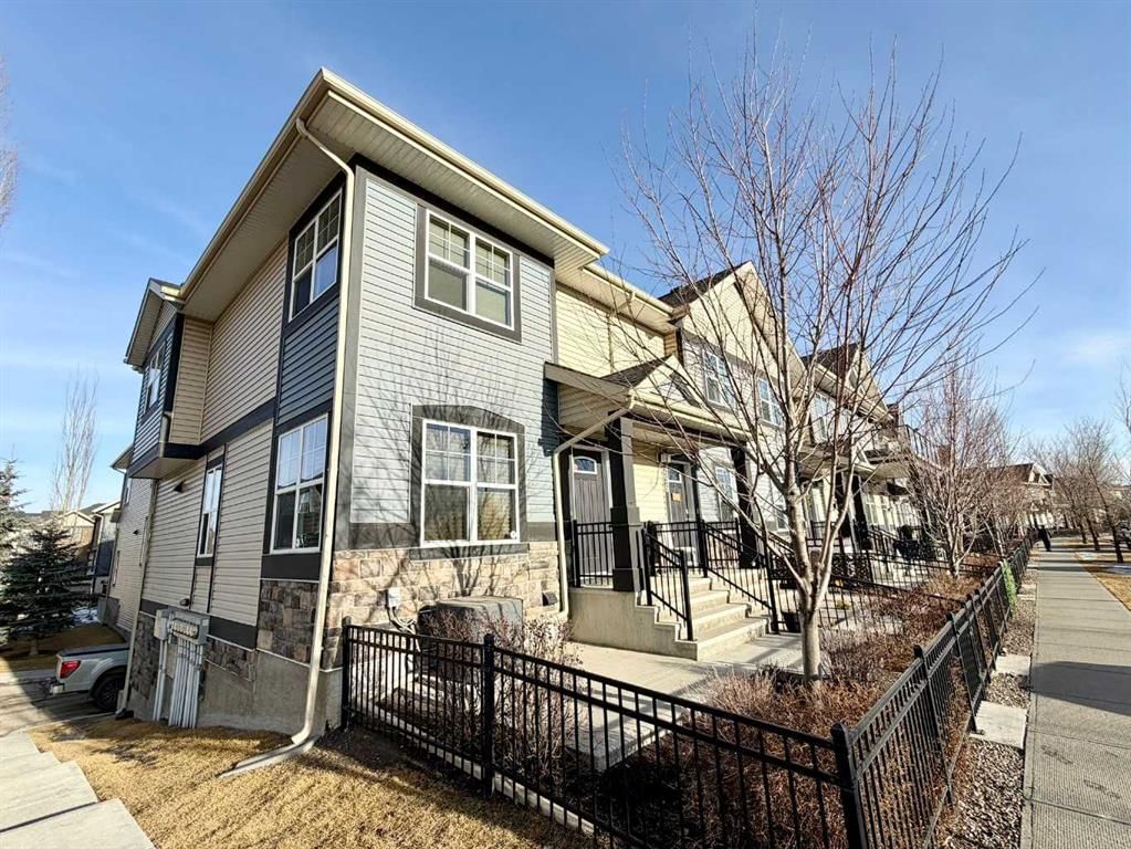 254 Promenade Way SE, Calgary — photo 3 of 29