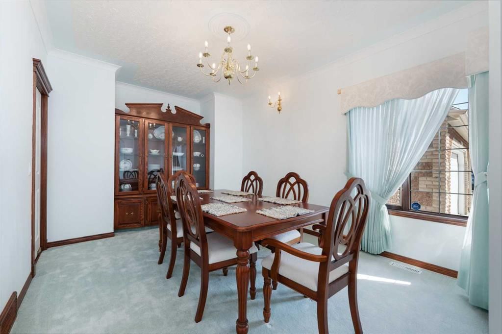 1600 Evergreen Hill SW, Calgary — photo 5 of 50