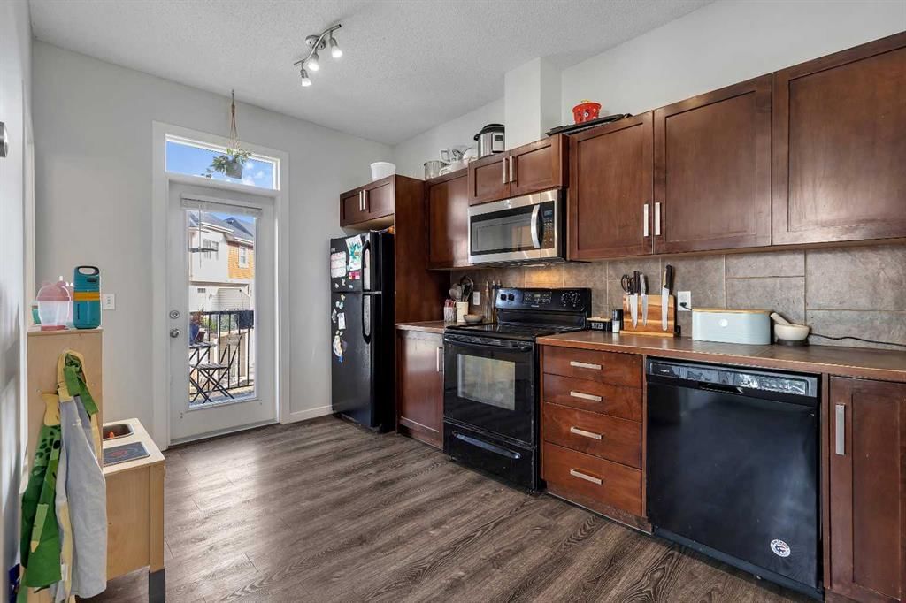 149 New Brighton Point SE, Calgary — photo 5 of 41