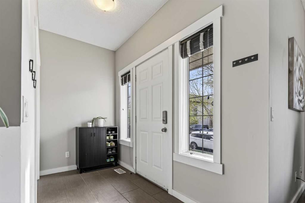 139 Elgin Terrace SE, Calgary — photo 3 of 50