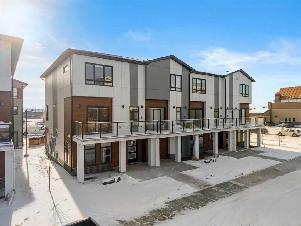 8341 8 Avenue SW, Calgary — photo 2 of 50