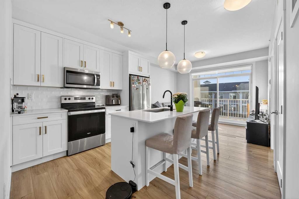 402, 500 Auburn Meadows Common SE, Calgary — photo 2 of 28