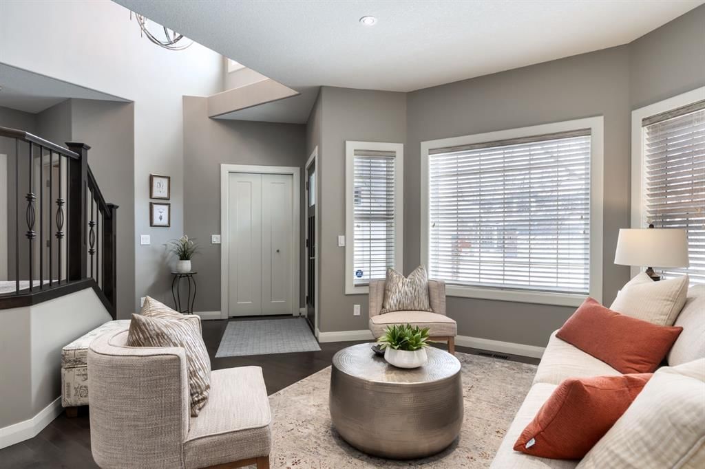 178 Mt Douglas Circle SE, Calgary — photo 3 of 44