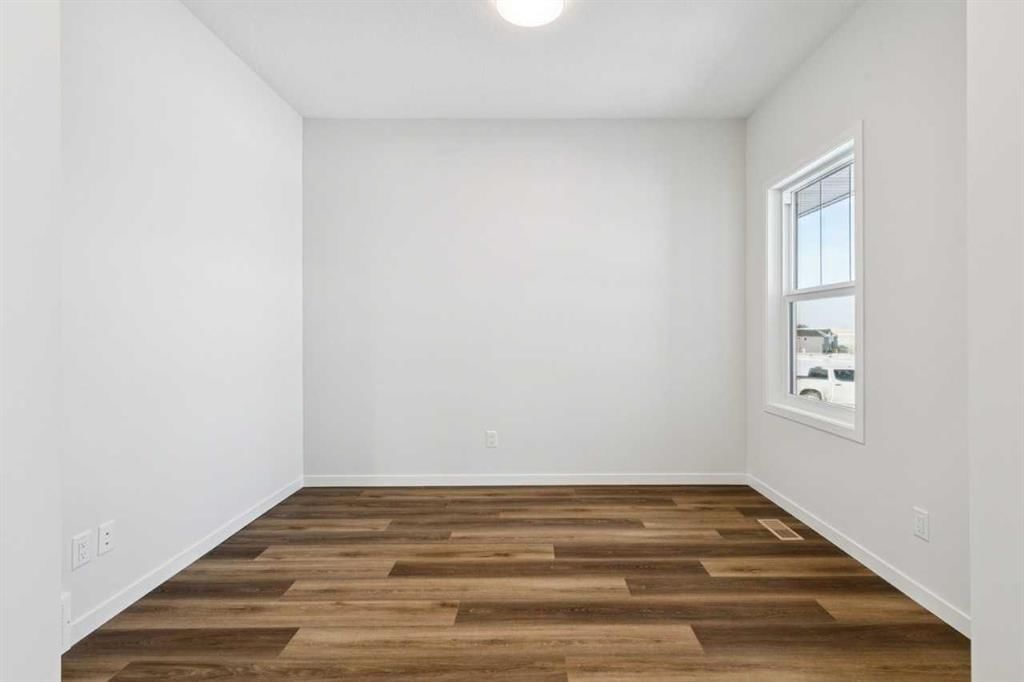 28 Calhoun Rise NE, Calgary — photo 5 of 30