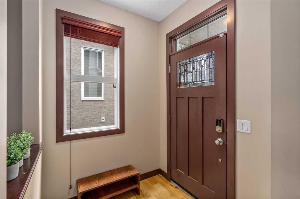 26 Mahogany Green SE, Calgary — photo 4 of 50