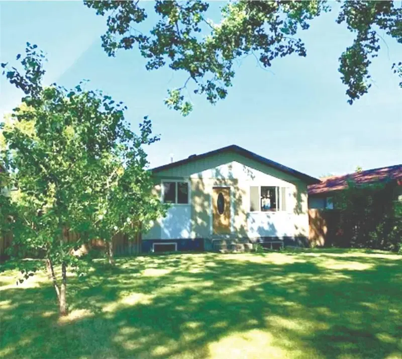 3042 31A Street SE, Calgary — main listing photo