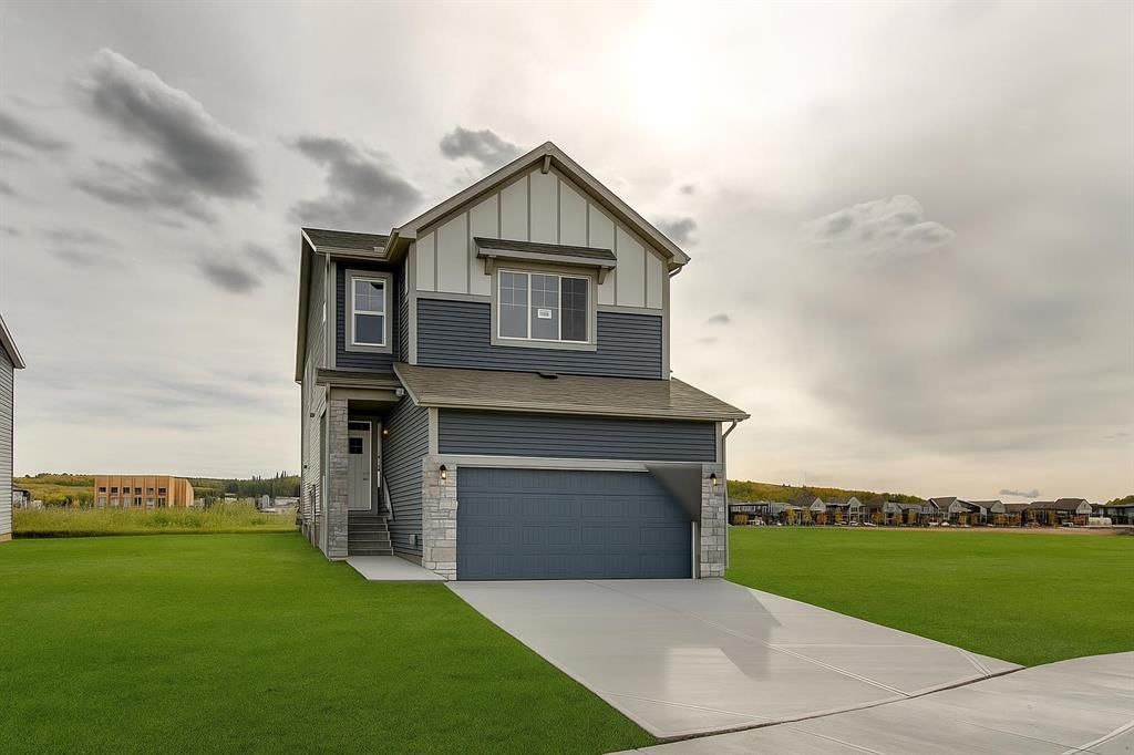 31 Creekstone Green SW, Calgary — main listing photo
