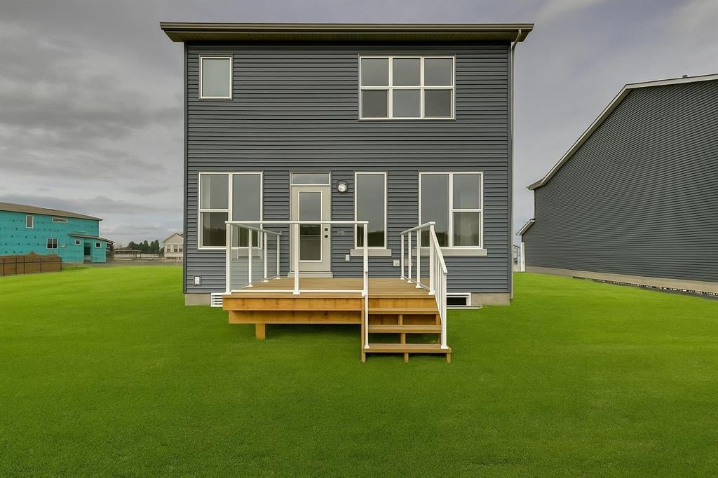 31 Creekstone Green SW, Calgary — photo 5 of 49