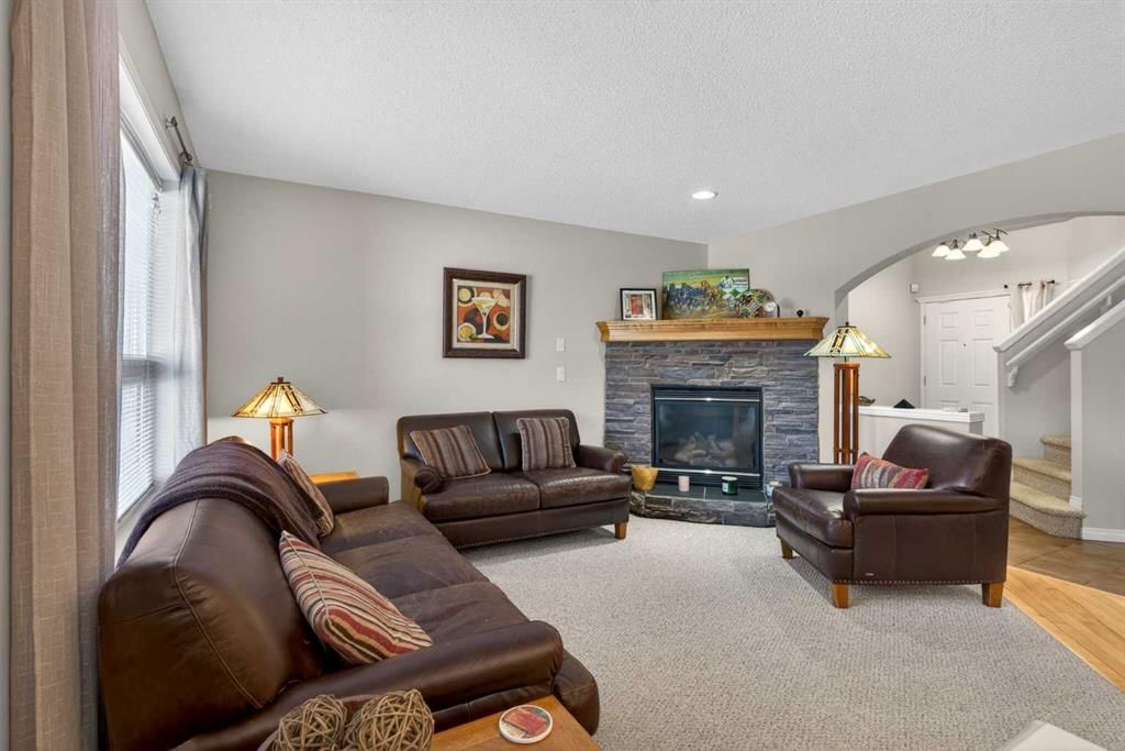 627 Auburn Bay Heights SE, Calgary — photo 4 of 47