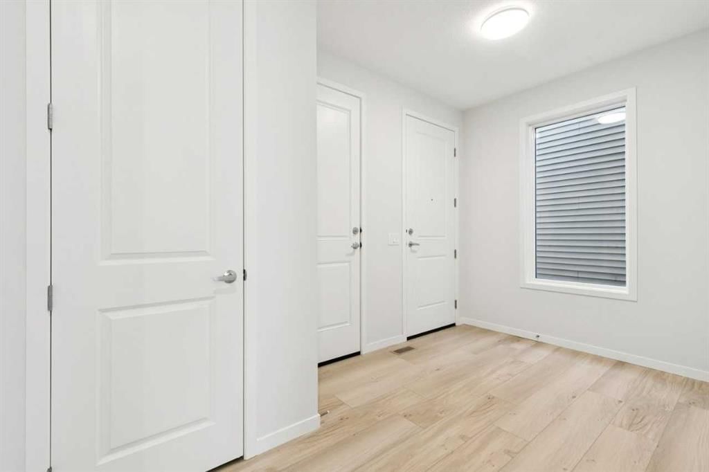 138 Annette Landing NW, Calgary — photo 3 of 40