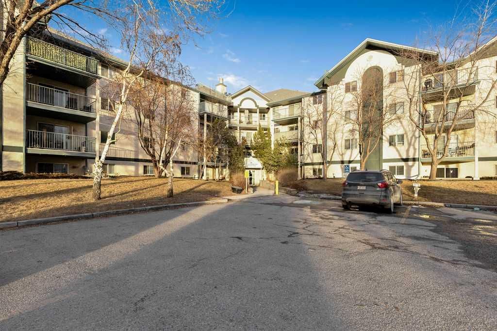113, 10 Dover Point SE, Calgary — photo 3 of 31