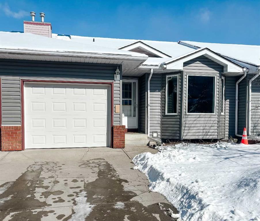 42 Harvest Oak Circle NE, Calgary — main listing photo