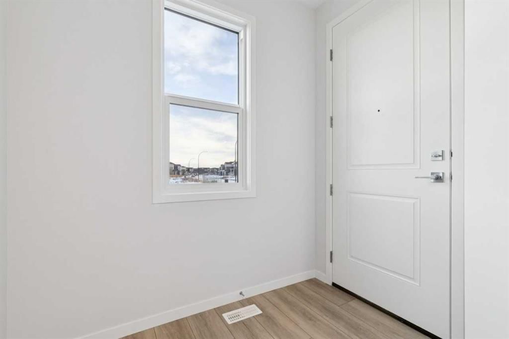 264 Belmont Place SW, Calgary — photo 3 of 31